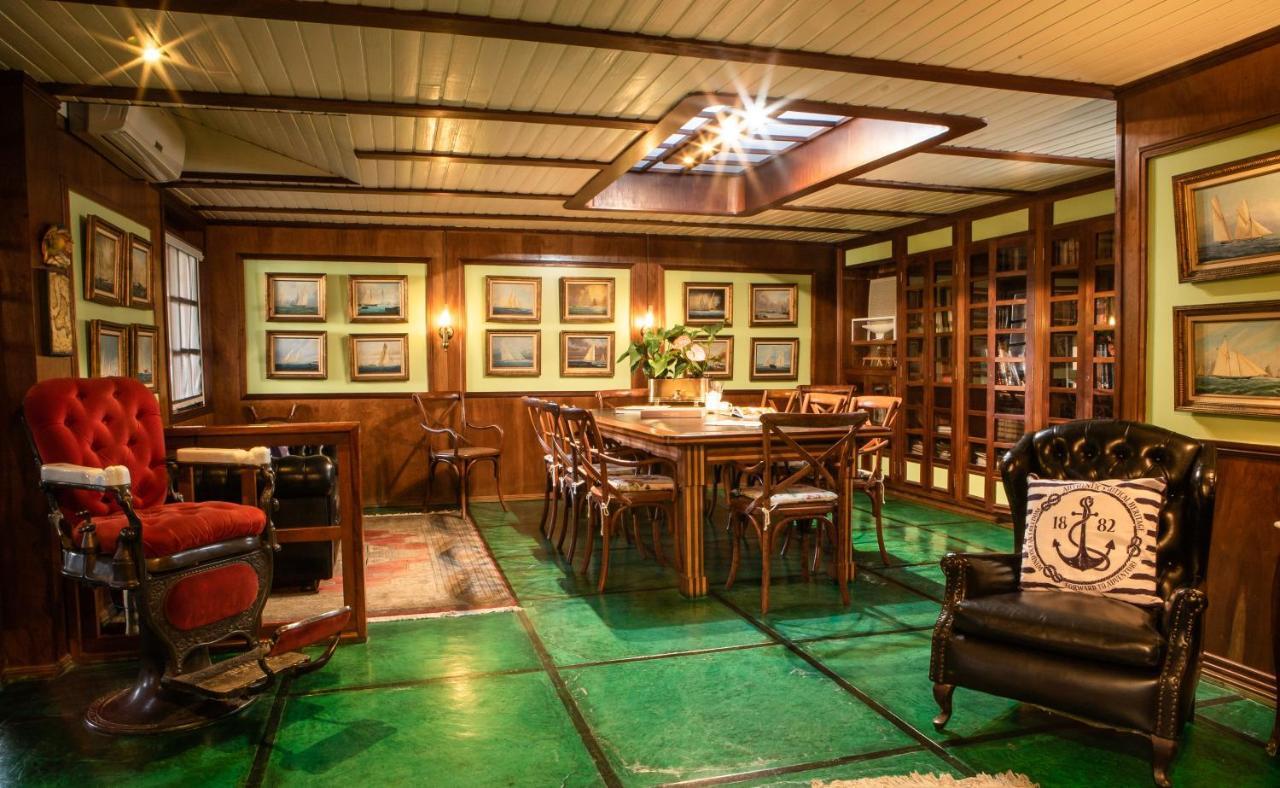 Plaza Do Capitao Inn